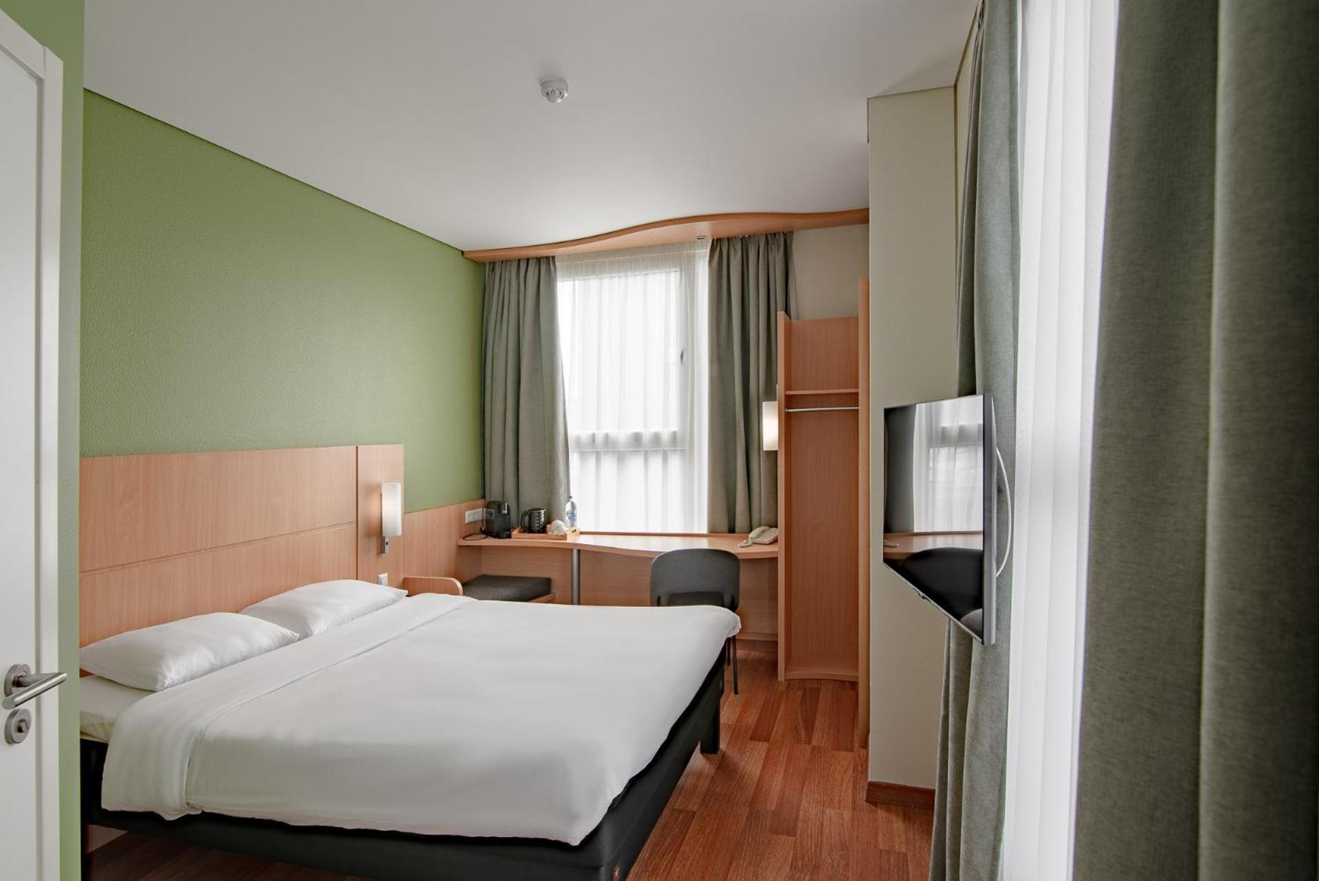 ไอบิส คอนัส เซ็นเตอร์ Hotel ภายนอก รูปภาพ